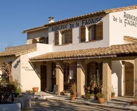 Auberge De La Fadaise Сен Мари де ла Мер Екстериор снимка