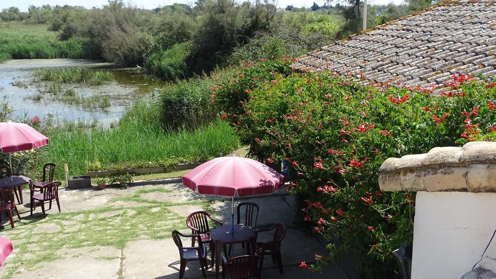 Auberge De La Fadaise Сен Мари де ла Мер Екстериор снимка