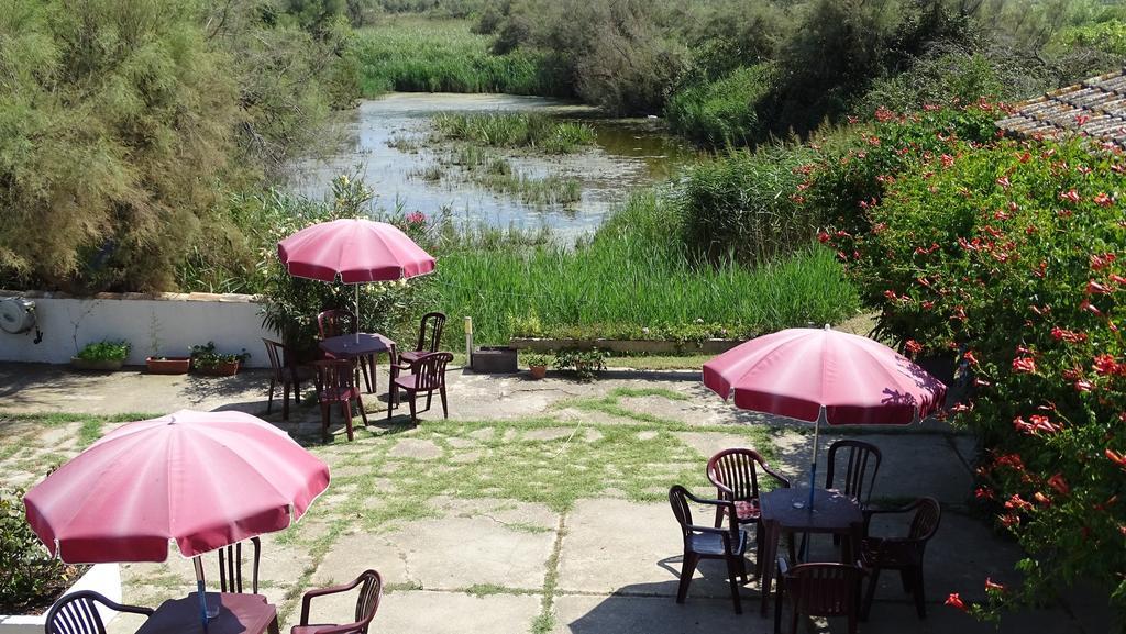 Auberge De La Fadaise Сен Мари де ла Мер Екстериор снимка