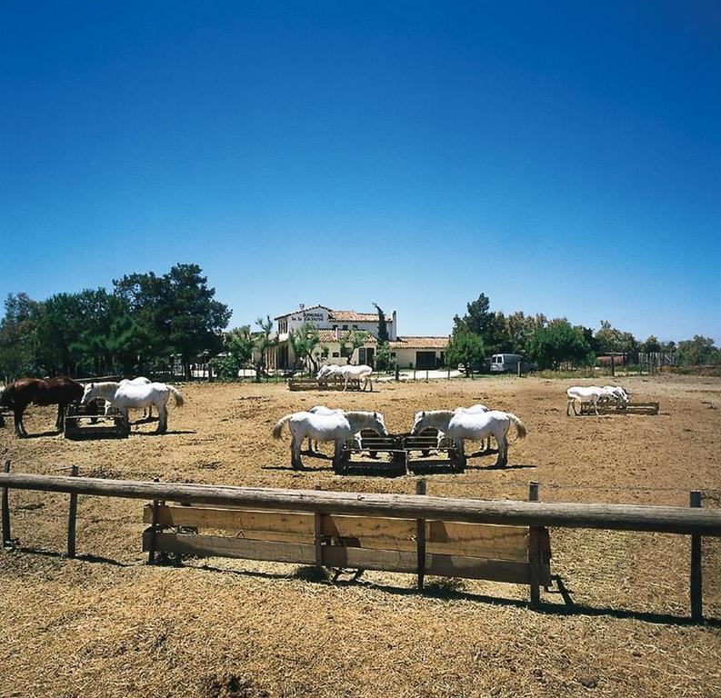 Auberge De La Fadaise Сен Мари де ла Мер Екстериор снимка